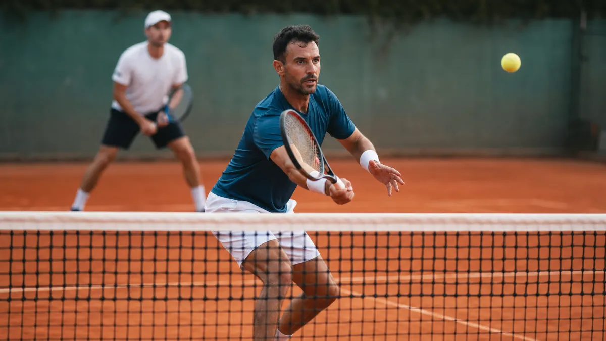 Les meilleures stratégies pour jouer en double au tennis